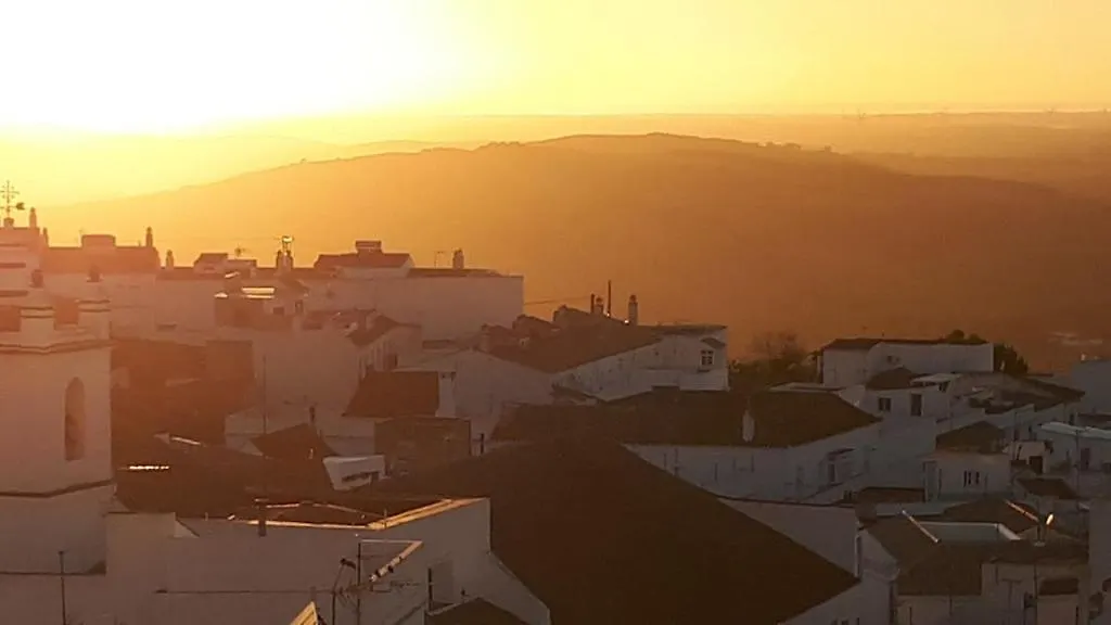 Medina Sidonia, Luxury Historic Modern Townhouse, Swimming Pool, Terraces, Sea View. Lägenhet Medina-Sidonia