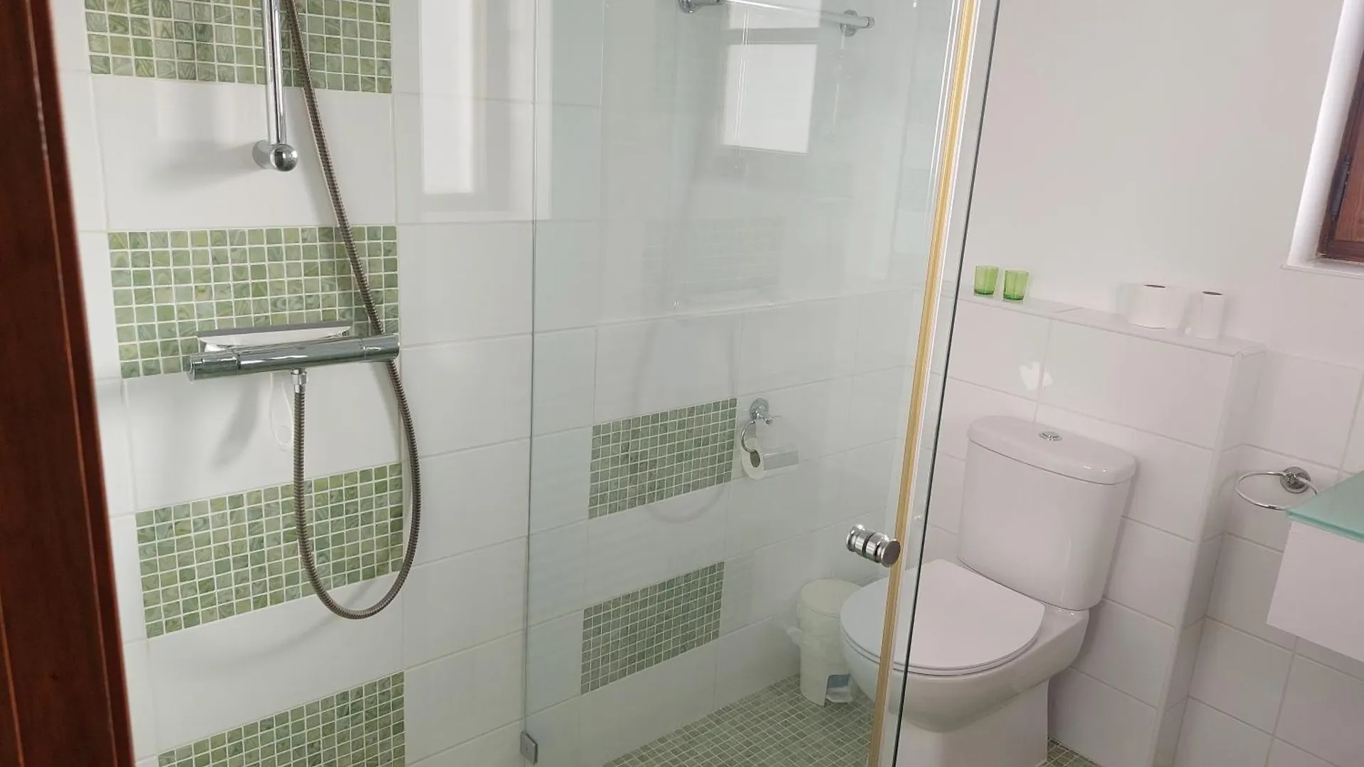 Medina Sidonia, Luxury Historic Modern Townhouse, Swimming Pool, Terraces, Sea View. Lägenhet Spanien