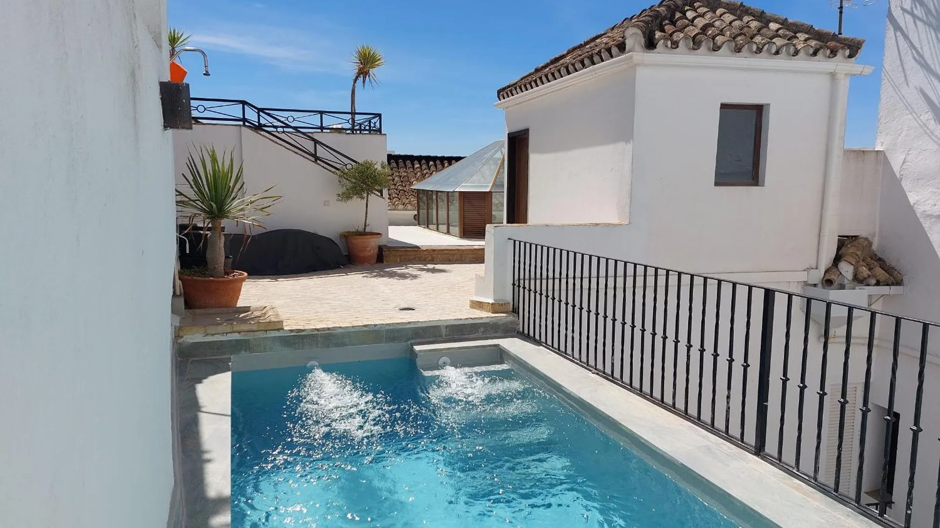Medina Sidonia, Luxury Historic Modern Townhouse, Swimming Pool, Terraces, Sea View. Apartment Spain